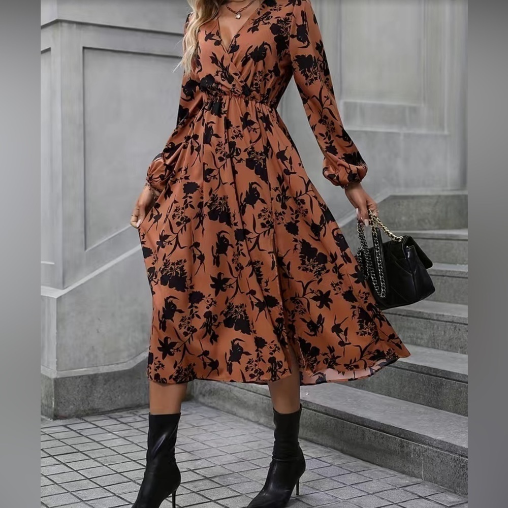 🌵 NWT🌵Floral Print Split V Neck Elegant Long Sleeve Dress  size M/6 - Picture 4 of 7